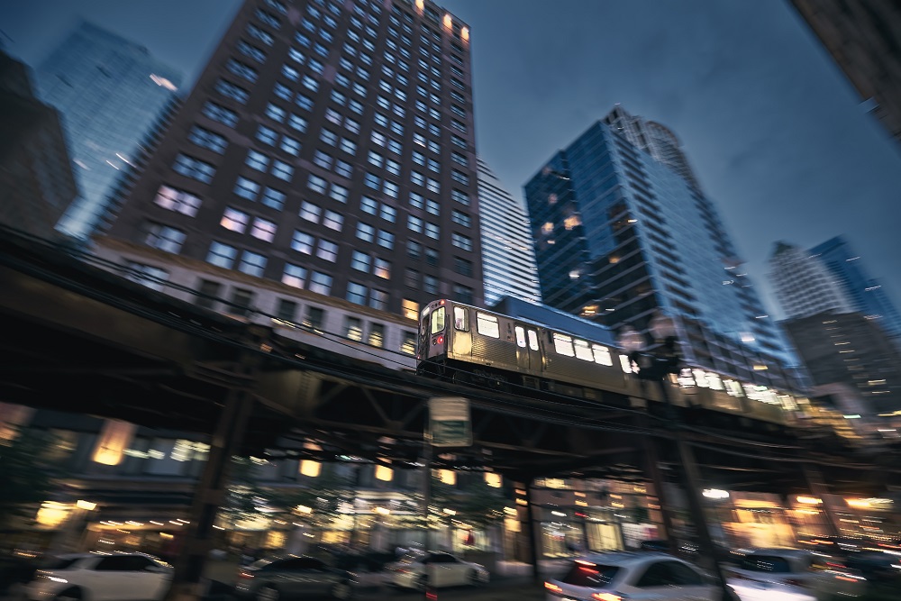 View of chicago elevated train by night